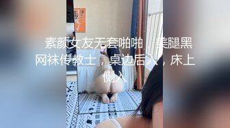 校园霸凌可怜胖妹被男女同学强迫脱光衣服喝马桶水,喝的恶心吐了一地还强迫她吃掉