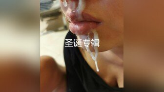   绿帽大神找单男一起操粉嫩小女友玩3P小女友露脸了