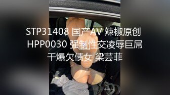 小情侣刚见面就忍不住 激情舌吻