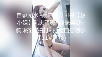 长相不错的女友和男友在被窝中调情，挑逗男友口交吃鸡鸡做爱