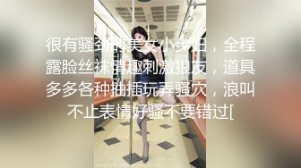 澡堂子更衣室偷窥众多的脱的光溜溜的美女少妇 (15)