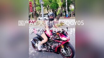 我的小师妹 文静的书香家庭，被我爱抚下 小粉穴逐渐湿润，你看你看 你的穴这么粉 都是被你肏的还说！