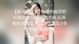 小情侣新式操逼姿势 男友骑在女友脖子上口交 真算是大开眼界！