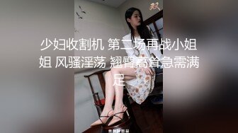 旅游景区全景偷拍几十位美女露脸撅起屁股尿尿逼毛浓密 (6)