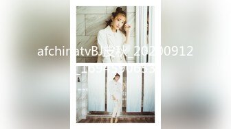 白衣黄发苗条妹子近距离特写掰穴招牌动作倒立口交