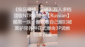 极品身材高颜值【一个小小白】，妹子宅家无聊，穿上性感围裙厨房做饭，美乳大长腿乖乖女，私下搔首弄姿也有淫荡的一面